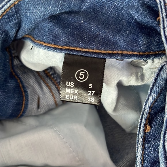 NWOT Enjean Jean Distressed Skinny Stretch Jeans - Picture 3 of 5